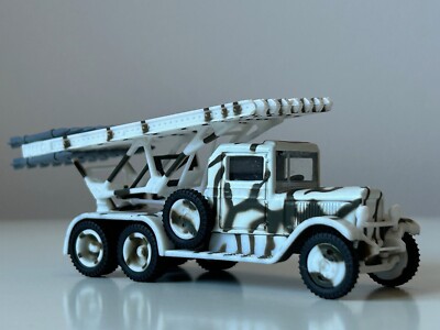 BM-13 Katjuscha 1942 Russian Military Rocket Artillery Truck Auto Spielzeug Diecast 1:72