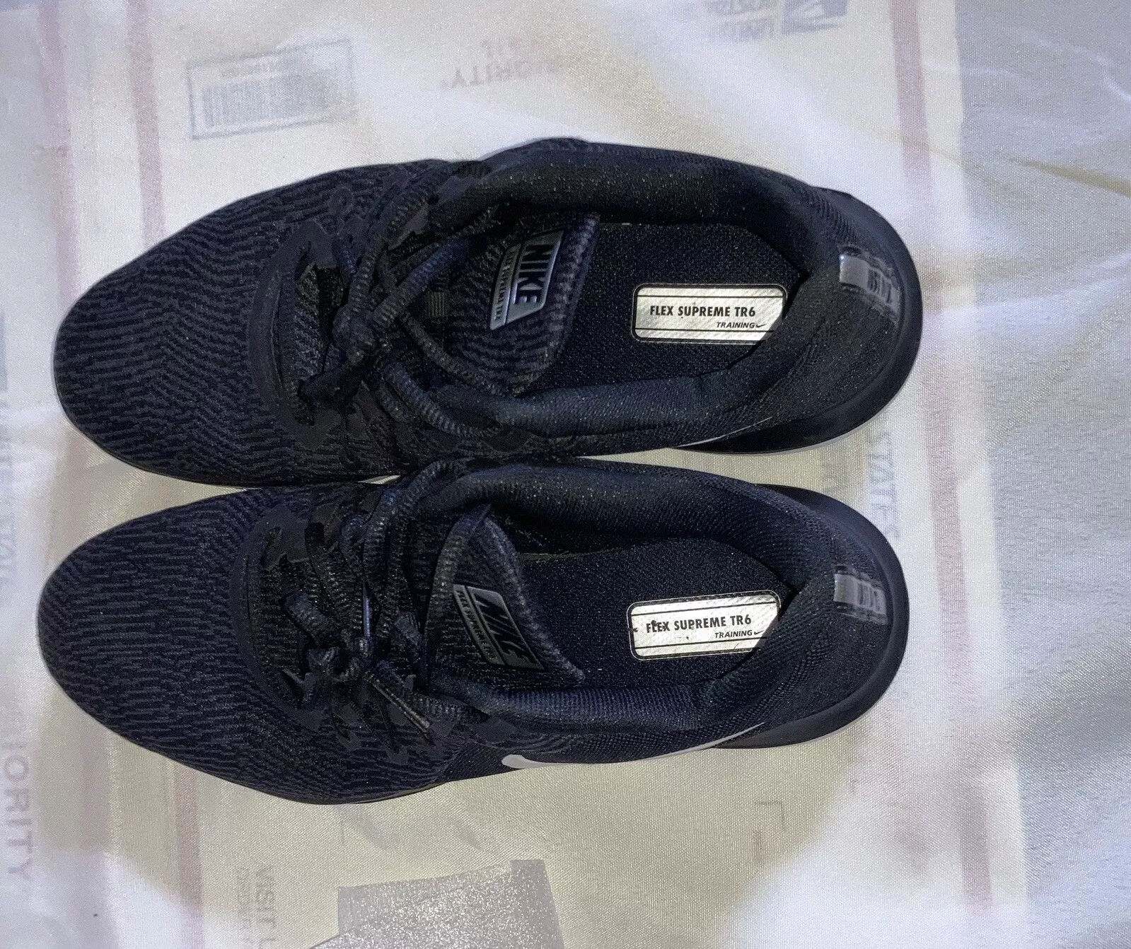 Chaussures de course athlétique Nike Flex Supreme TR 6 noires pour femme pointure 9,5 « Just Do It »