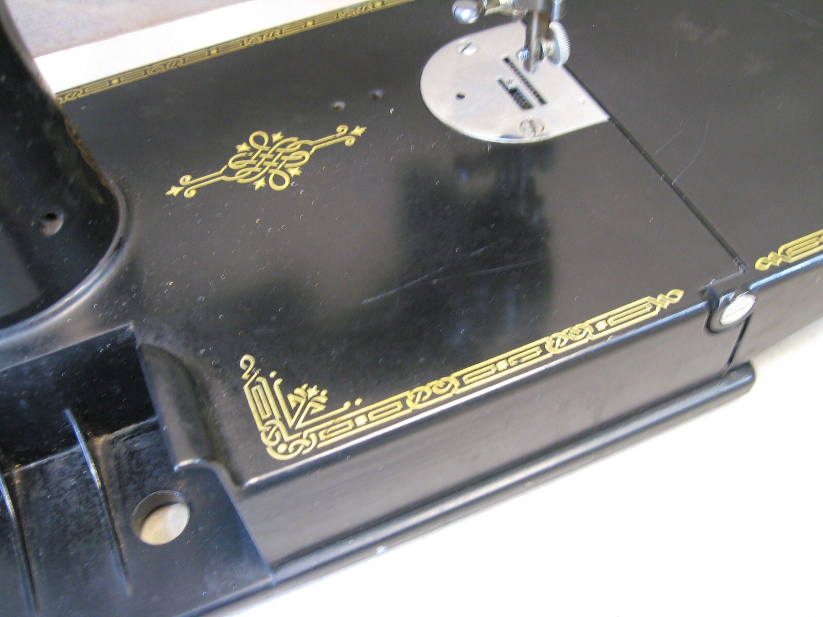 Vtg 1939 Singer 221 Featherweight Nice Sewing Machine Hull Only 4 Parts