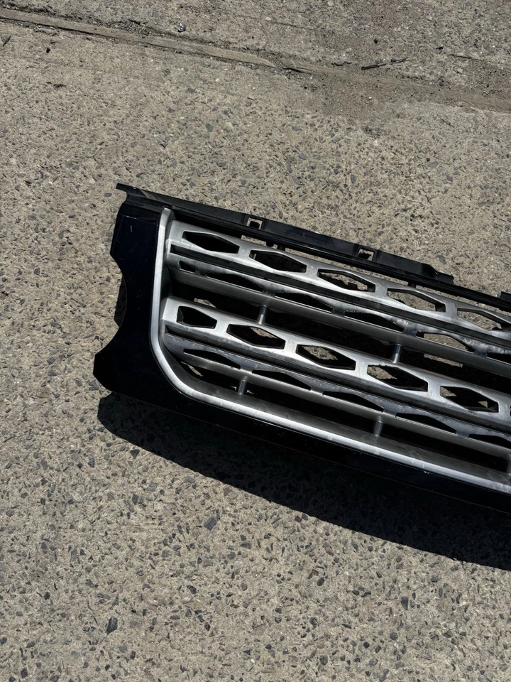 Land Rover LR4 2014-2016 conjunto de parrilla delantera genuina (negro y plateado) OEM Foto 2 de 4