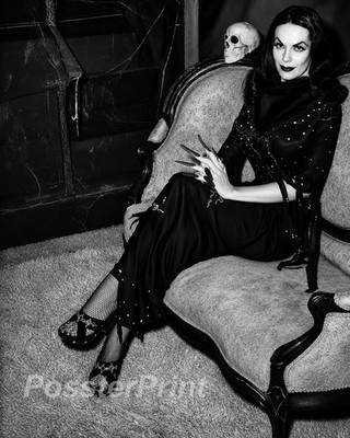 VAMPIRA - 8x10 Publicity Photo  Vintage Collectible Horror Portrait
