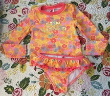 Betsey Johnson Girls Sun Kissed 2 Piece Floral Rash Guard Swimsuit Size 6 EUC.