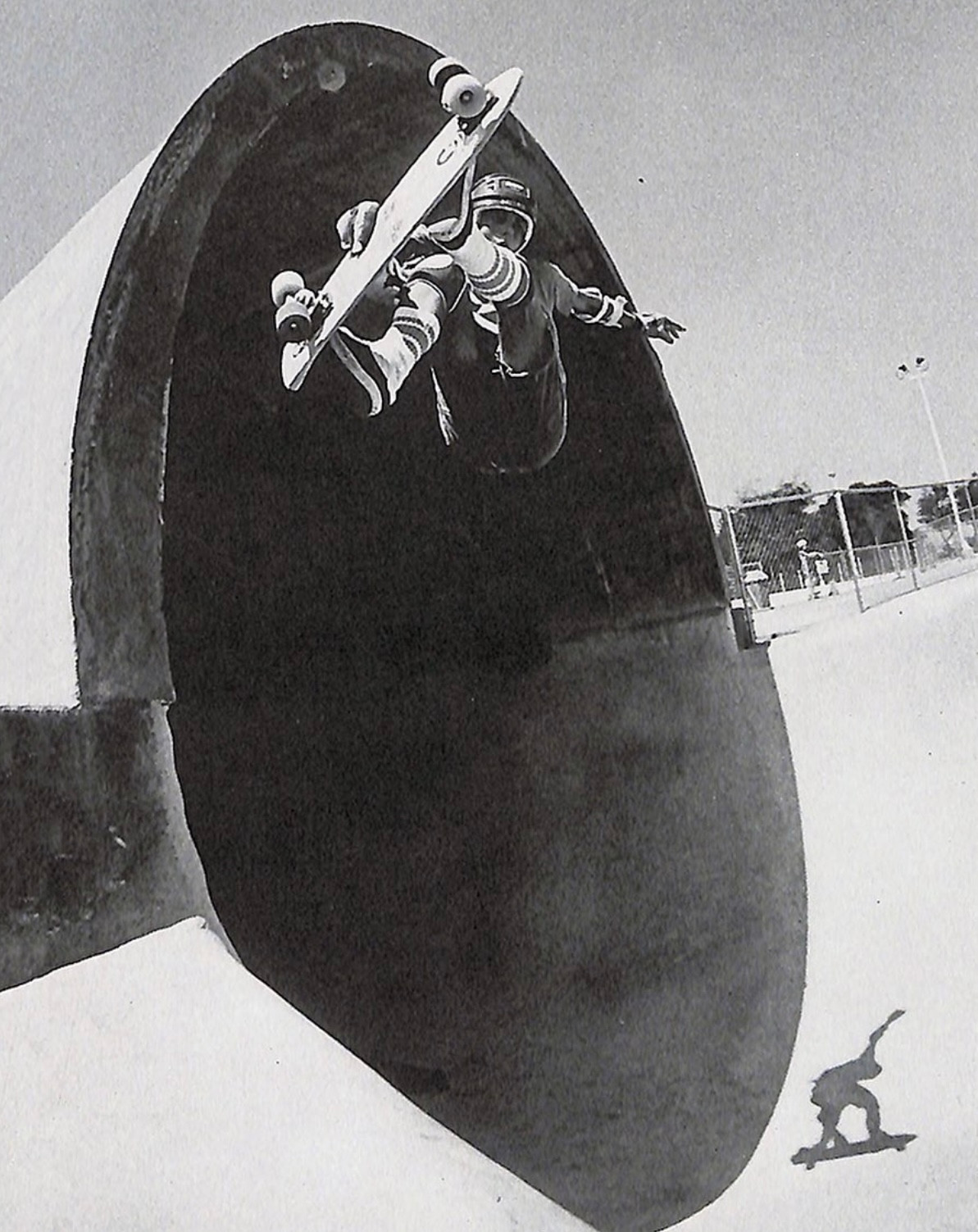 PIPELINE SKATEPARK HAT    ( dogtown skateboard deck  Santa Cruz skateboard )