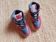 Schuhe von Air Jordan (Nike) - Gr. 38 - rot, ...