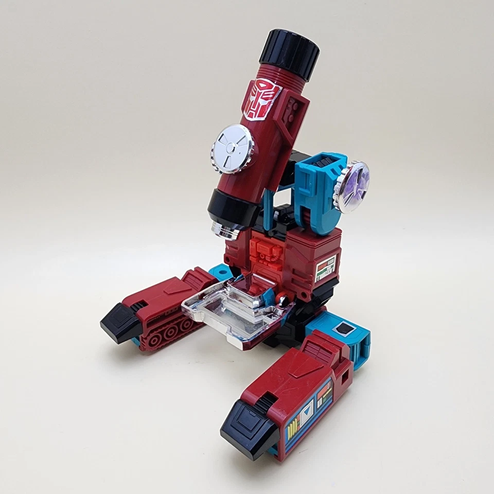TRANSFORMERS G1 (Vintage 1985) PERCEPTOR 6" Action Figure [NEAR COMPLETE] - Image 4 of 4