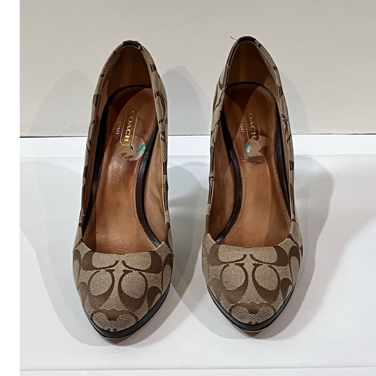 Coach Brown Logo Fabric & Leather Round Toe Stiletto Pumps Women's Size 8 B