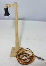 Märklin  448 /1   Bogenlampe,  Guß,  beige,  einarmig -  Pos.  1