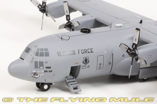 GeminiJets 1:200 C-130H Hercules USAF 910th AW #89-9106 | eBay
