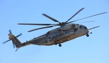 Sikorsky CH-53E Super Stallion HMH-466 Wolfpack Mahogany Model Large Scale 1/72