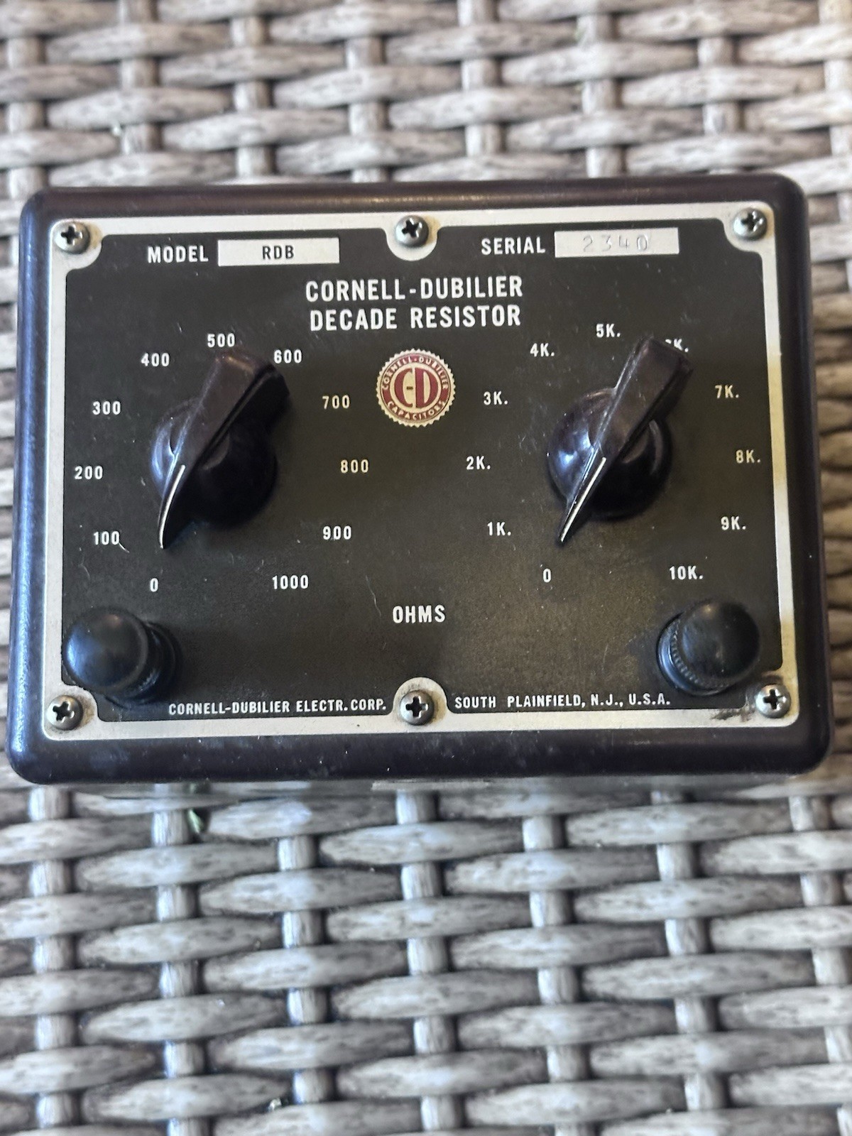 Cornell-Dubilier Electronics RDB Decade Resistor Unit, 100-10K OHMs, Tested