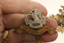 MILITARY BADGE THE WEST RIDING REGIMENT 4CMS BY 5.5CMS (4027)