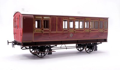 Dapol 7P-020-002 Stroudley 4 Rad Suburban Öl beleuchtete Bremse 3. Mahagoni 918