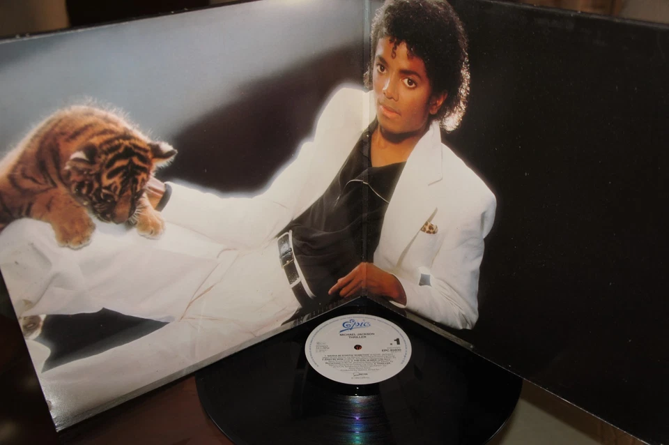 Michael Jackson Thriller · Lp · 1982, foto 1 di 3