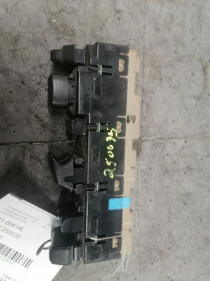 Interruptor de porta frontal driver Driver's Master Fits 03-07 Sierra 1500 Pickup 1528018 - Imagem 4 de 4