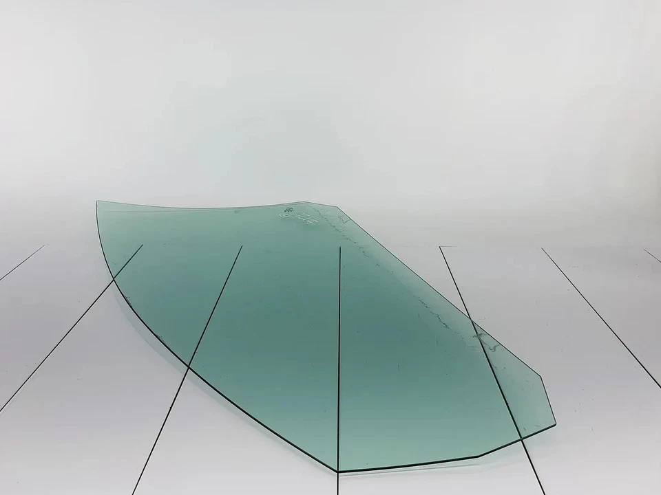 06-09 VOLKSWAGEN GTI ПЕРЕДНЯЯ ПРАВАЯ ПАССАЖИРСКАЯ БОКОВАЯ ДВЕРЬ СТЕКЛО OEM #126 - Изображение 3 из 4