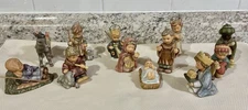 Goebel Studio Berta Hummel Child Nativity Scene 12 Pieces VTG 1999/2000 Lg Lot