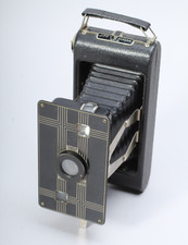 ANTIQUE JIFFY KODAK SIX-16 FOLDING CAMERA STRUT FOLDER VERY CLEAN SHAPE