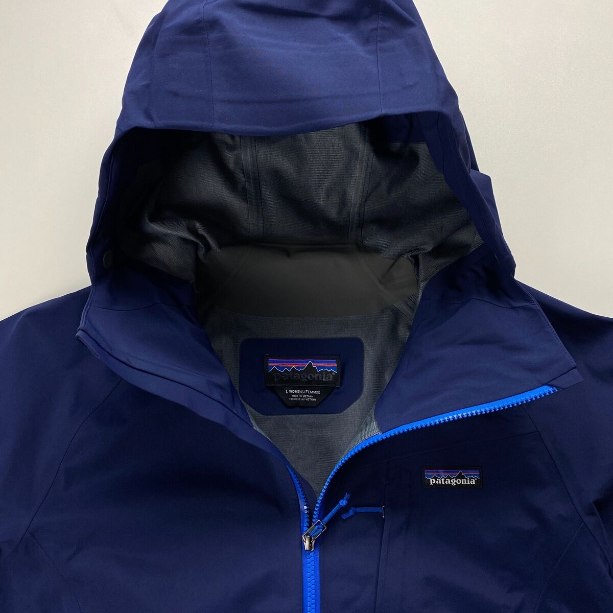 Patagonia Untracked Gore-Tex Jacket Womens Large Rain Hard Patagonia Untracked Gore-Tex Jacket Womens Large Rain Hard