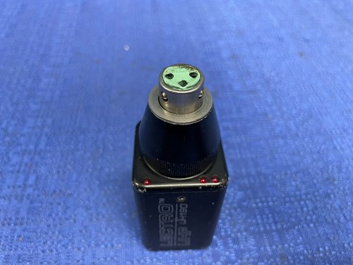 Lectrosonics UHF UH190 Transmitter 568.850 MHz, Serial: 3717 - Picture 4 of 10