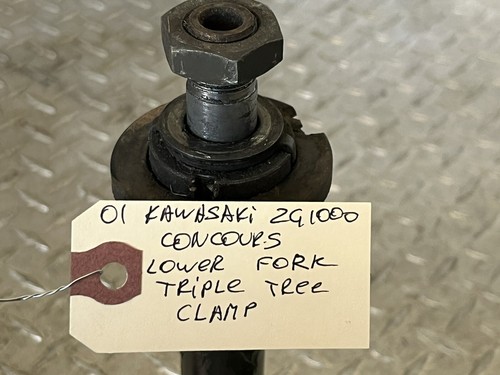 01 Kawasaki ZG 1000 Concours Lower Fork Triple Tree Clamp ZG1000 - Picture 4 of 6
