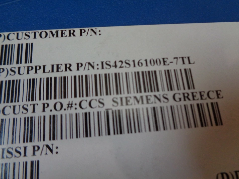 4 x IS42S16100E-7TL ISSI 16MB SDRAM 512K words x16 x2 banks TSSOP50 SMD UKSTOCK - Image 4 of 4