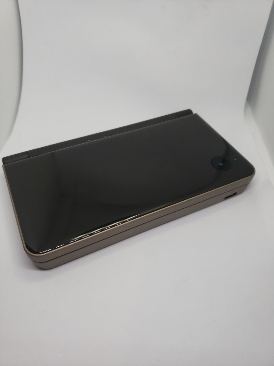 Nintendo DSi LL (JAPAN VERSION, Menu in Japan, USA Games Nintendo DSi LL (JAPAN VERSION, Menu in Japan, USA Games