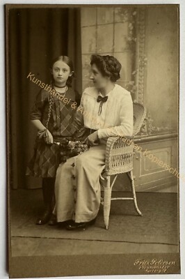 orig. KAB Cabinet Photo Photograph Picture Old Fashion around 1895 Neumünster Mother Child