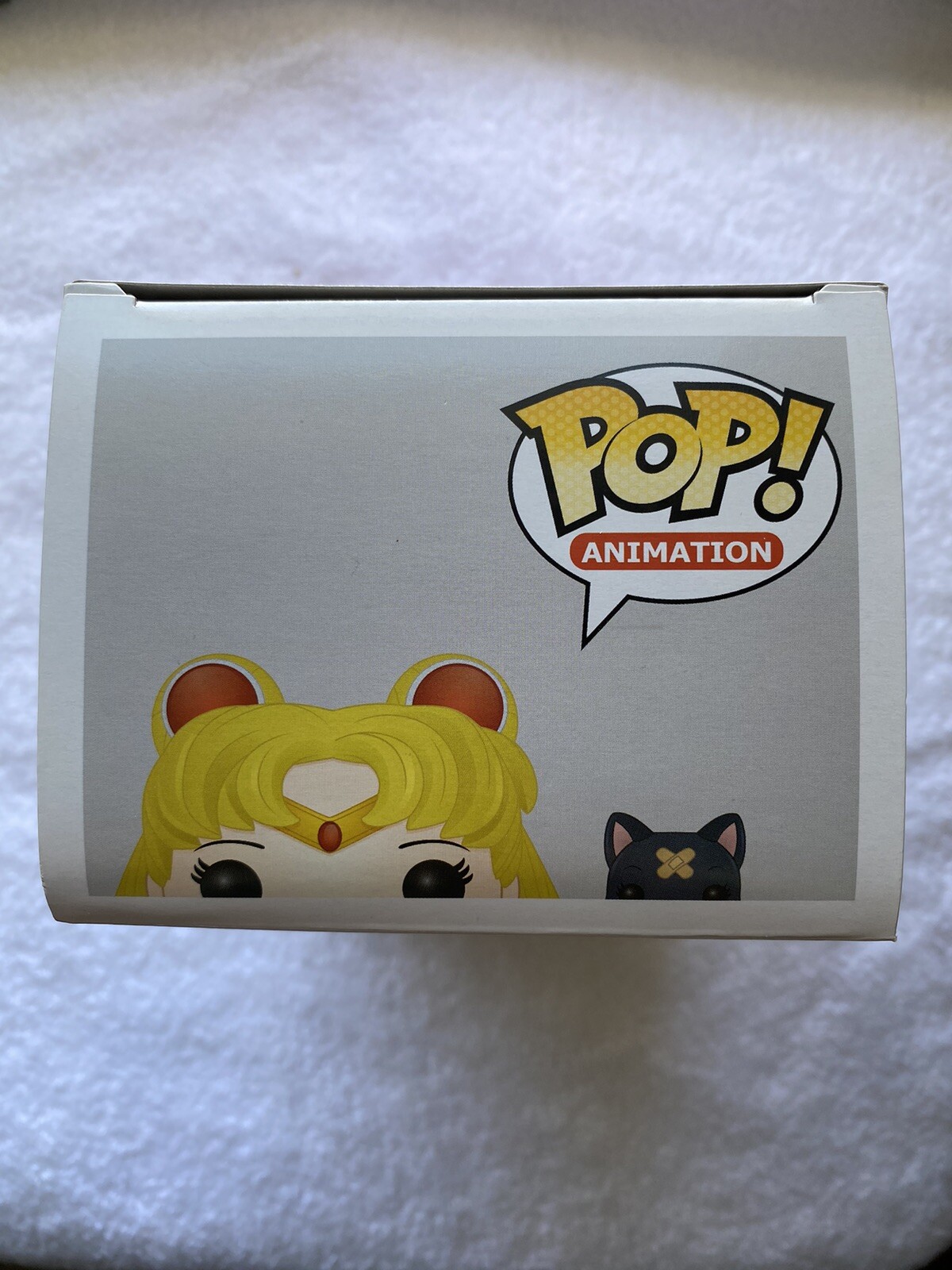 FunkoPop! Sailor Moon With Moon Stick And Luna #90 Hot Topic Exclusive