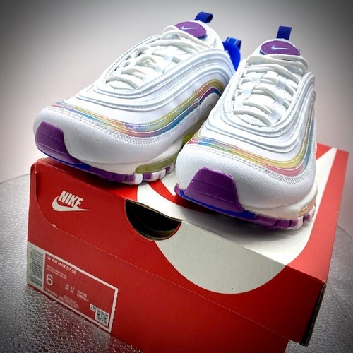 Nike Air Max 97 SE Blanco Iridiscente a Rayas CW2456-100 Para Mujer Talla 6 Nuevo En Caja - Imagen 2 de 7