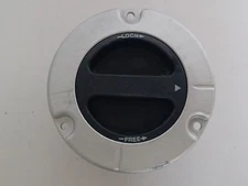 Manual Locking Hub For 05-16 Ford F250 F350 F450 F550 Super Duty BC3Z3B396B