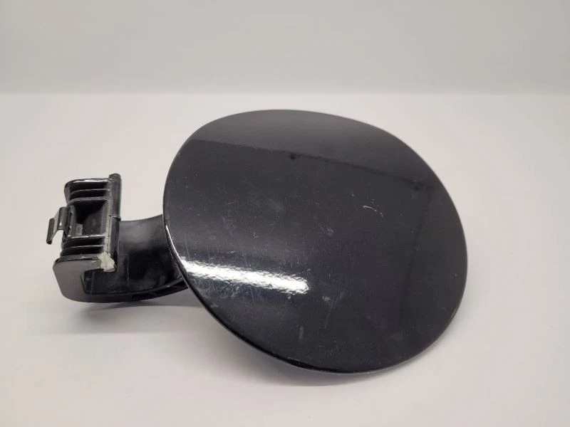 Дверца топливного бака 2016-2018 Hyundai Tucson черная - Изображение 2 из 4