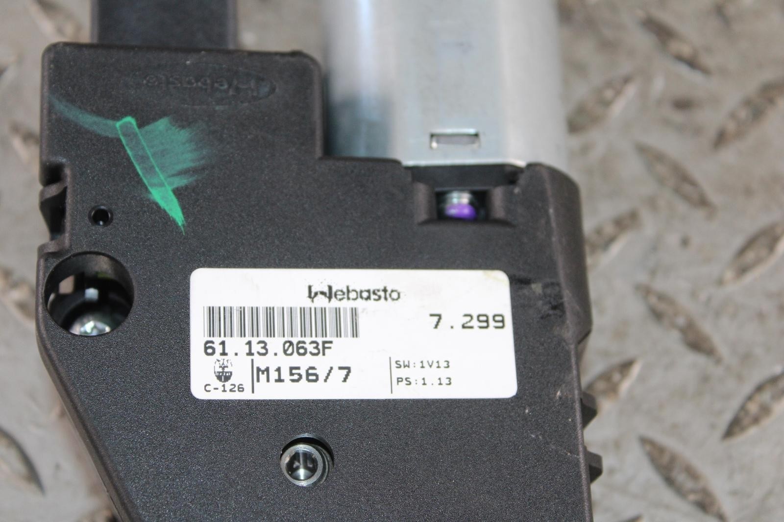 14-21 Ghibli Electronic Overhead Roof Sunroof Sun Roof Power Motor OEM Factory