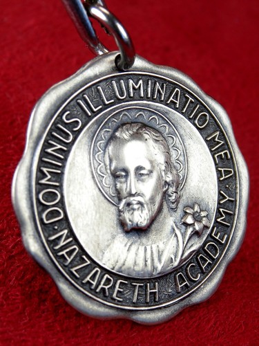 Vintage Nazareth Academy St. Joseph Scholastic Sterling Medal Arts Hallmarked - Picture 4 of 11