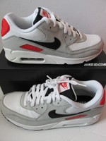 Nike Id Air Max 90 Essential Trainers 653533 991 Uk 7.5 Us 8.5 Eu 42 Nike Id Air Max 90 Essential Trainers 653533 991 Uk 7.5 Us 8.5 Eu 42