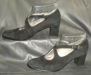 gabor black pumps
