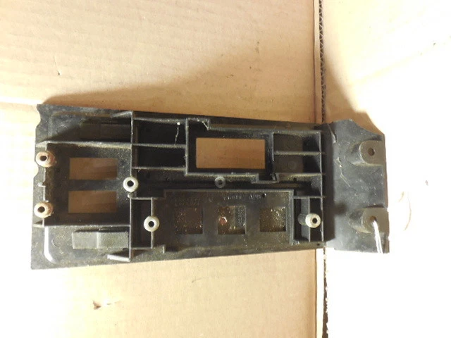 Chrysler LeBaron 1989 2 puertas descongelador trasero ventana interruptor bisel 4373474 Foto 4 de 4