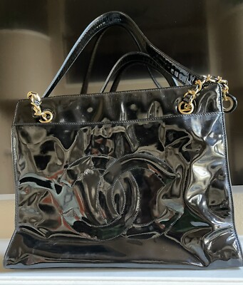 ショルダーバッグ・ポシェット × ヴィンテージ(中古) Chanel Patent Chain Tote and Shoulder Bag Chanel Vintage Black Patent Calfskin Leather Shoulder Tote