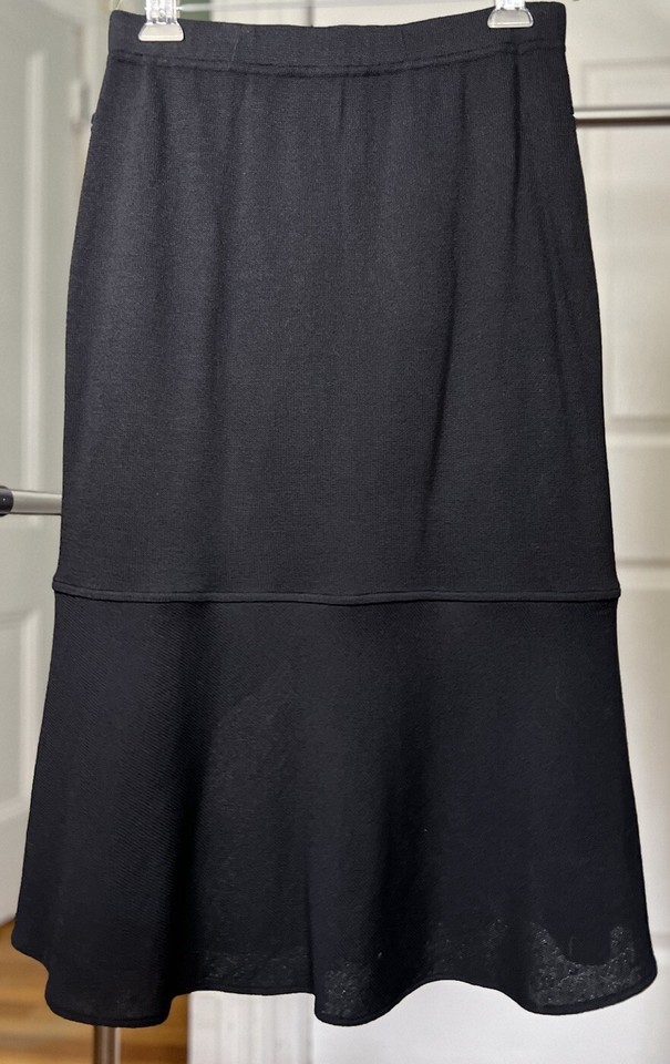 ‼️FINAL PRICE‼️ St. John Couture by Marie Gray Black Santana Knit Skirt ...