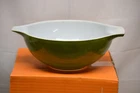 VINTAGE PYREX AVOCADO GREEN # 444 CINDERELLA MIXING BOWL