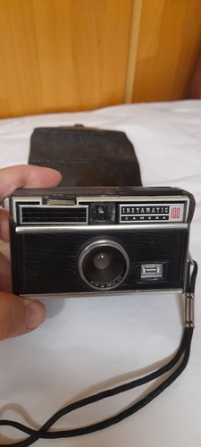 KODAK INSTAMATIC  100 Instand Kamera Camera Fotoapparat Vintage Ledertasche