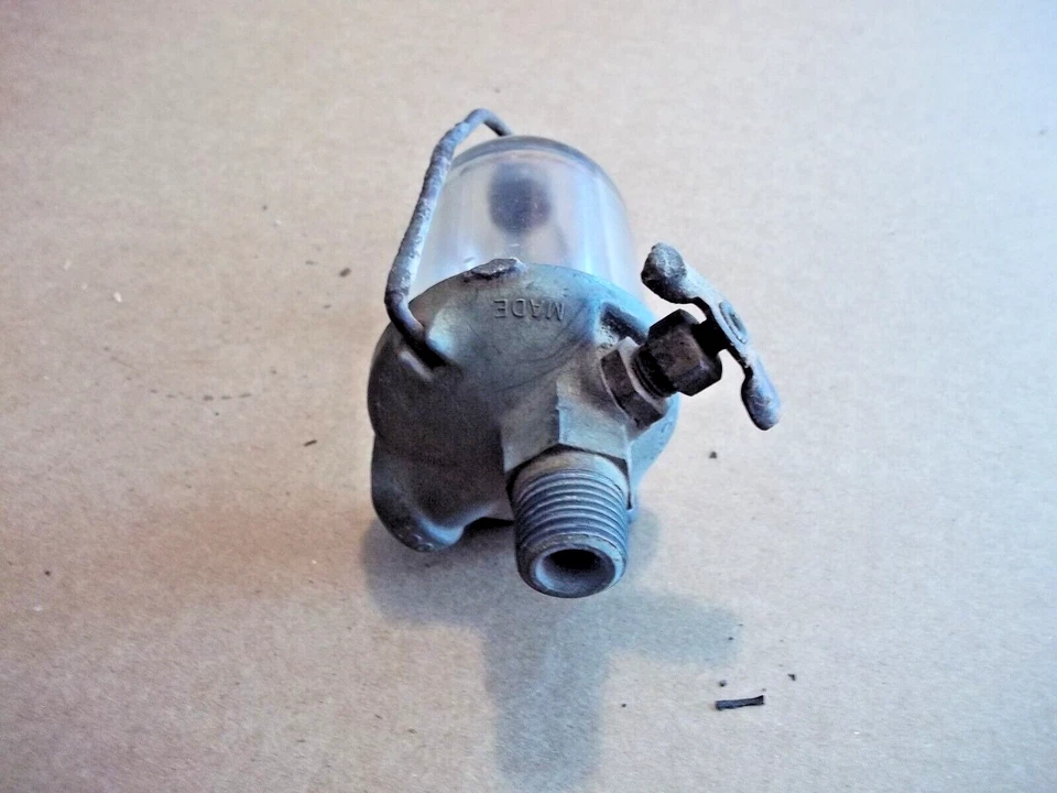 Vintage 2 1/2"x 2"TILLOTSON Glass Bowl Fuel Filter Inline-Carburetor-Tank 3/8" - Image 3 of 4