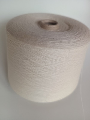Filato Garn 70%Wolle 30%Kaschmir NM1/28 weiß 1200 Gramm