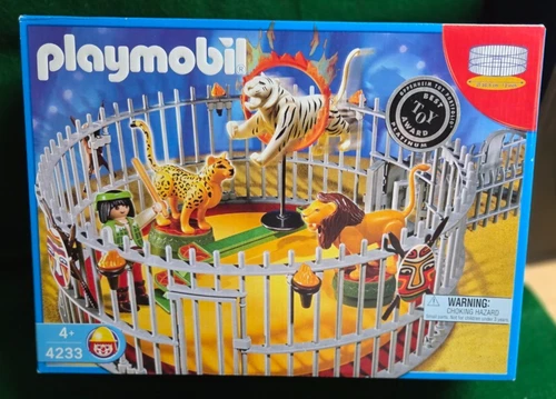 Playmobil  4233  NEW!  Sealed!  Perfect!  Animal Trainer  vintage 2006