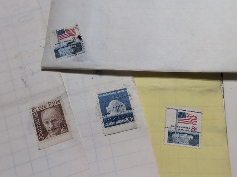 Vintage Stamps Ernie Pyle .16¢, We Hold These Truths .10, And 2 White House .08¢