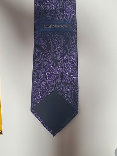 Croft & Barrow Men's Necktie Purple And Black Paisley 100% Silk Necktie Tie - Picture 4 of 8