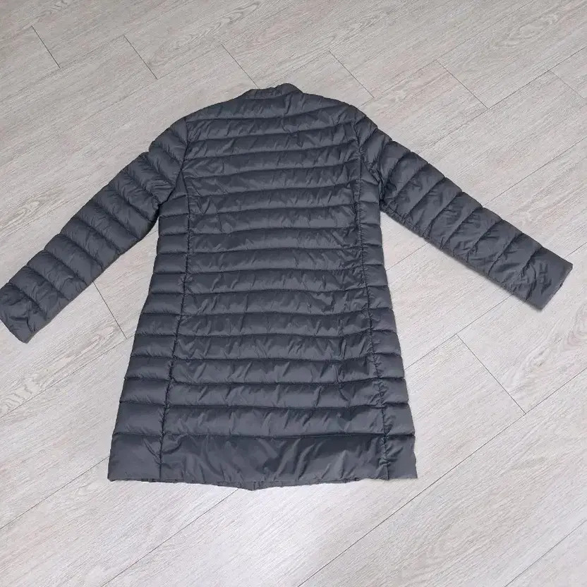 Melbon Goose Down Padding Jacket - image 4