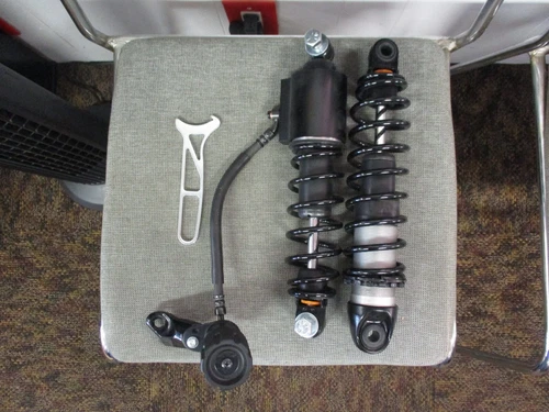 99-23 OEM HARLEY TOURING REAR SHOCKS FLTRXSE CVO #54000302 BLACK 13" QS NR