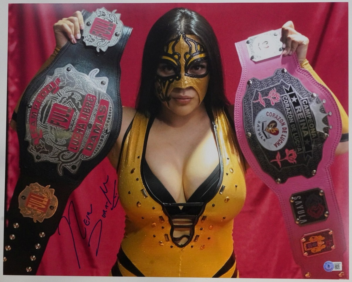 Reina Dorada Signed 16x20 Photo BAS COA Lucha Libre AAA AEW MLW