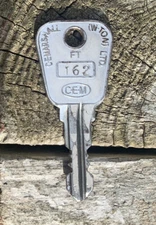 C.E MARSHALL UNION KNOCKOUT FT162 KEY CLASSIC CAR/VAN FOMOCO FORD ENFO