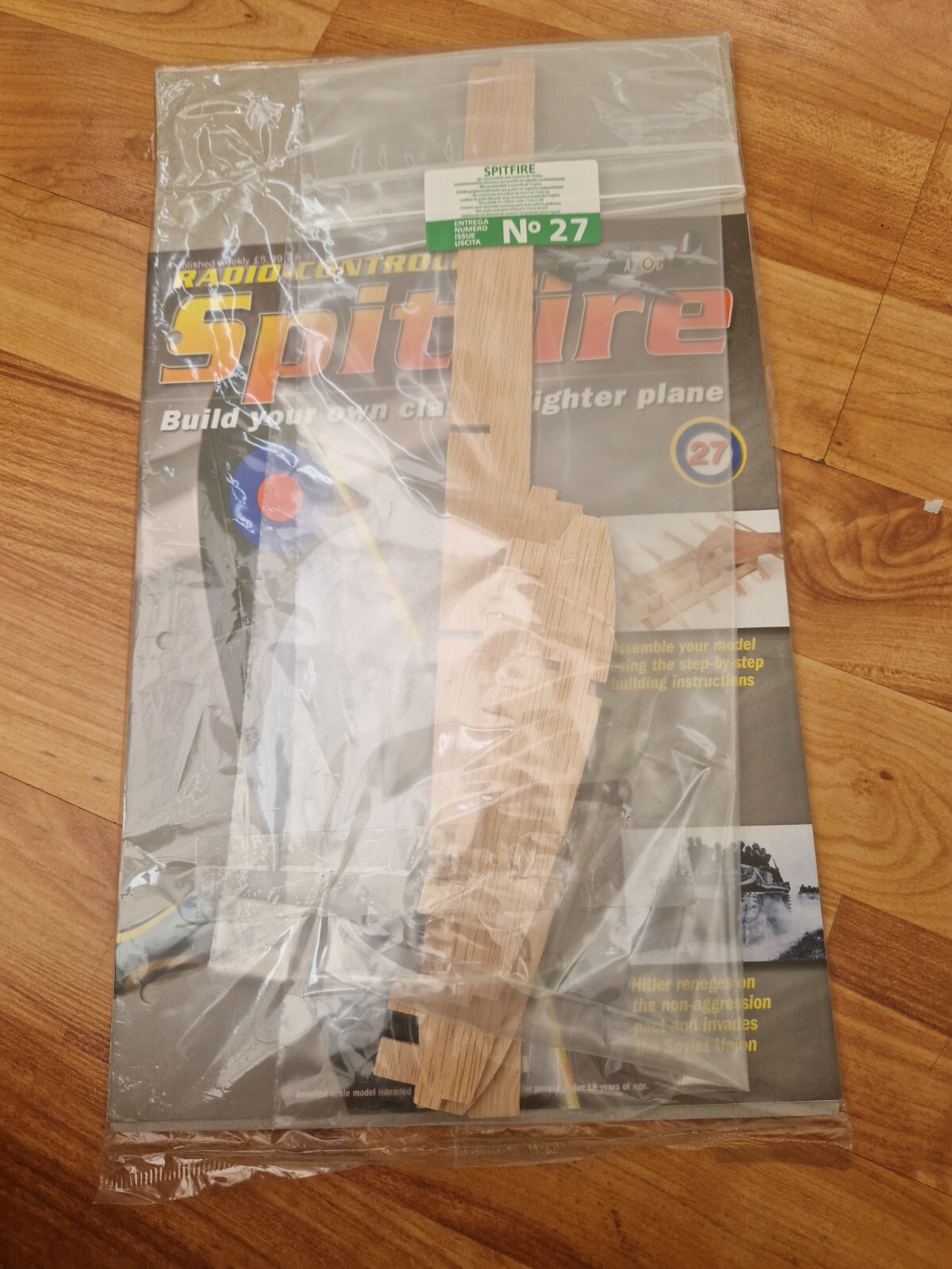 1/10 DEAGOSTINI ISSUE 27 BUILD YOUR OWN RC RADIO CONTROLLED SPITFIRE MODEL PLANE